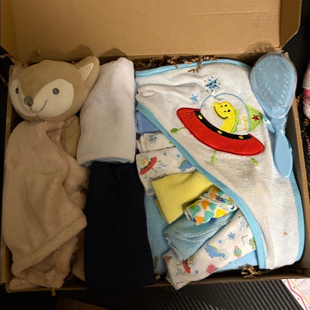 Baby boy space dinosaur hoodedtowel washcloth set 2burp clothfox lovie brushset
